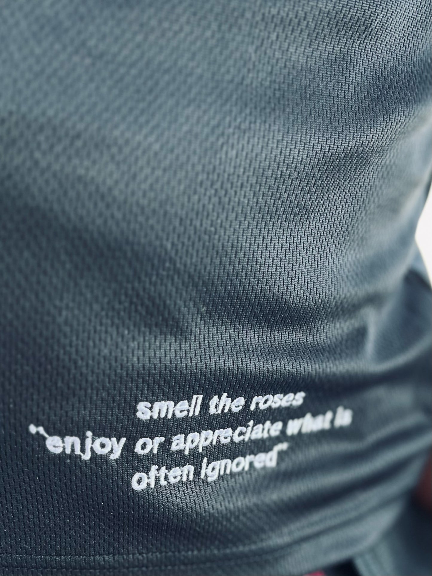 SMELL THE ROSES T-SHIRT JERSEY